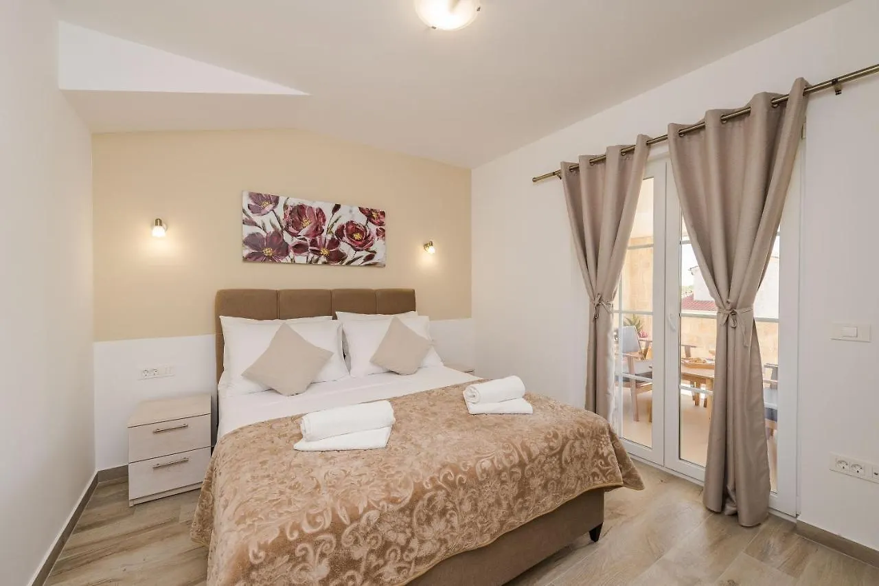 Luxury Villa With Heated Pool, Jacuzzi And Sauna 01 - By Ta Leut Agency Privlaka  0*, Privlaka (Zadar) Croatia